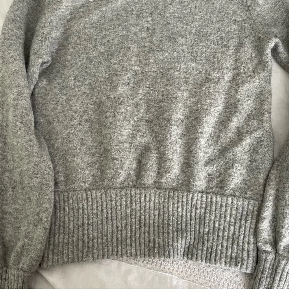 J. CREW XS GRAY CREWNECK SWEATER IN SUPER SOFT YARN merino wool blend